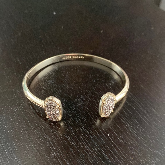 Kendra Scott Jewelry - Kendra Scott Elton Pinch Bracelet